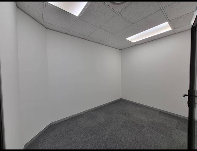 676M² OFFICE TO LET IN SANDTON CENTRAL